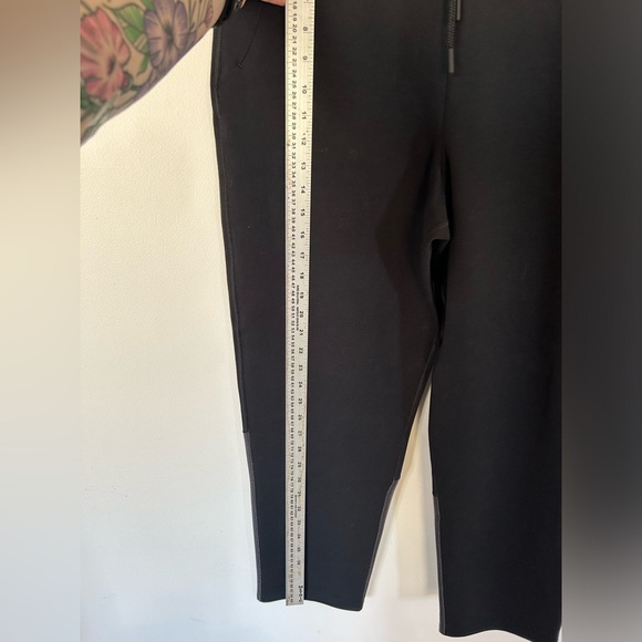 Brand New Black Gymshark Joggers - Picture 4 of 6